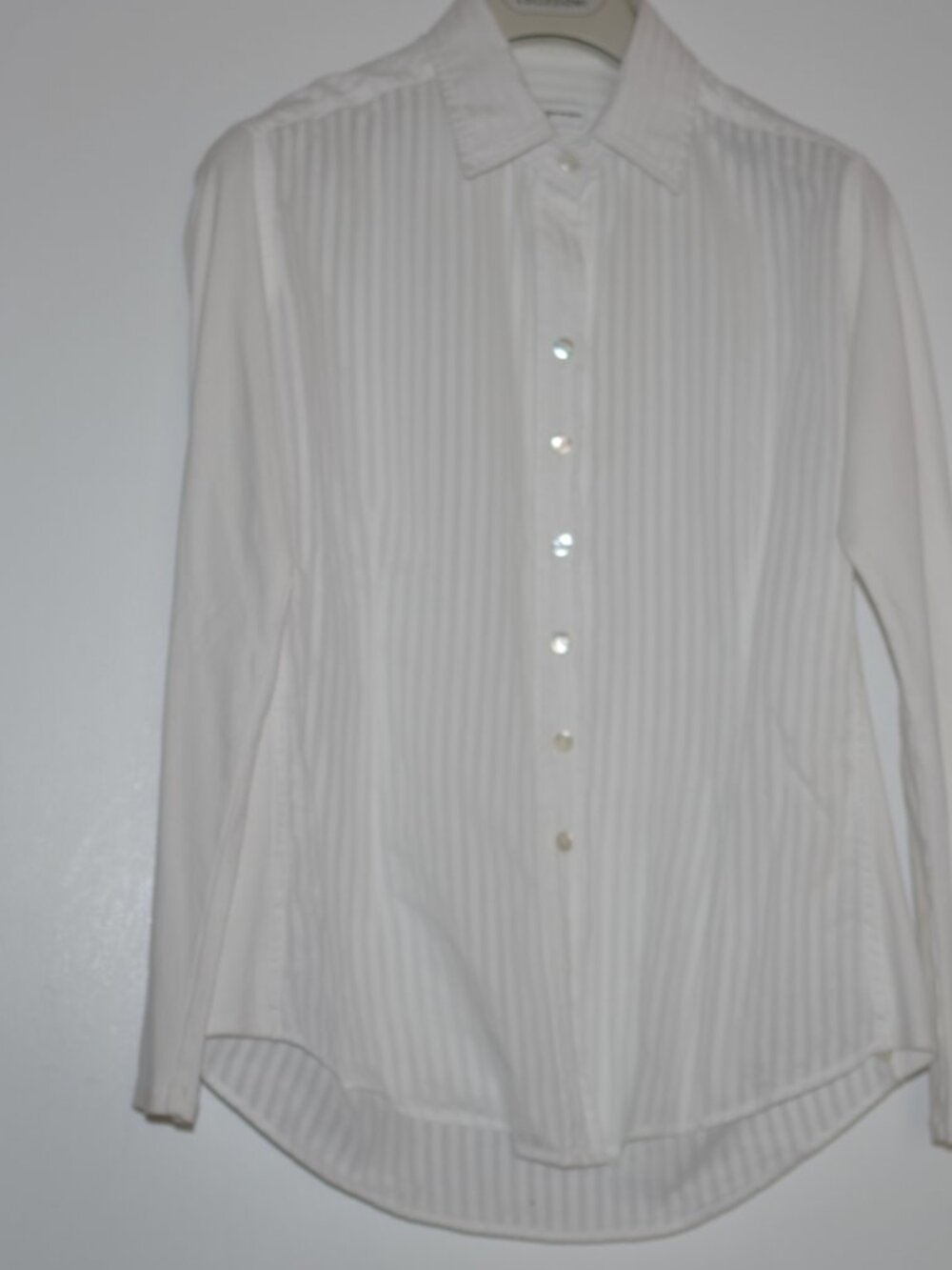 Jill McGowan White Subtle Stripe Button-Up Shirt size S